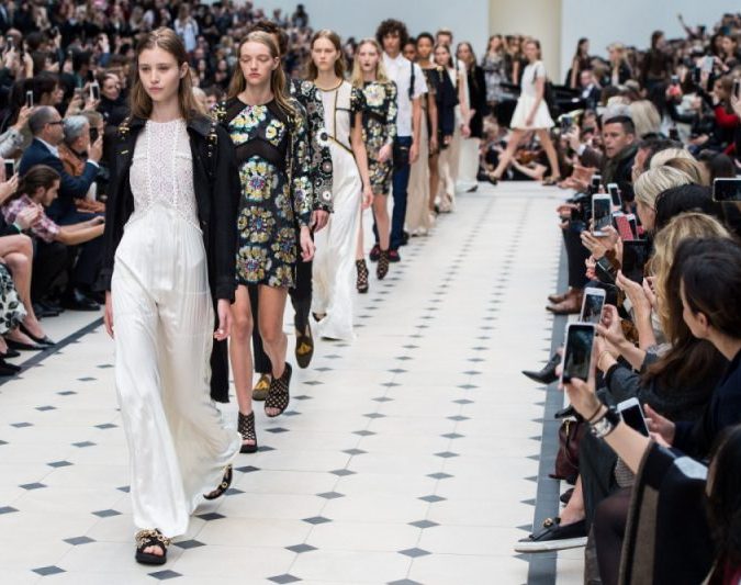 Its London Fashion Week – GloTIME.tv takes a look at the legendary Kate Moss
