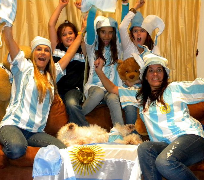 THE FEMALE VOTE FOR FOOTIE